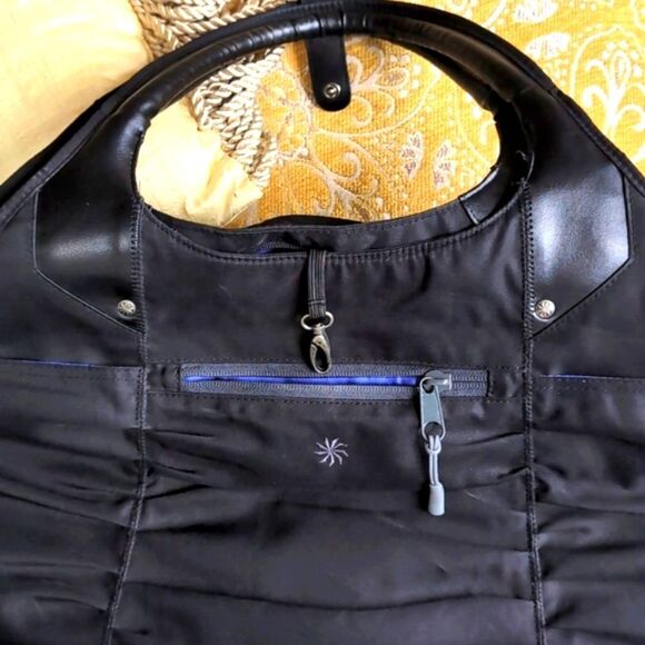 ATHLETA Spring Tote/ Weekender/Carryall - Picture 9 of 10